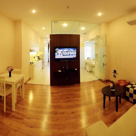 Mcgallery Art - Lucky Residence Suite'S & Apartments โฮจิมินห์ซิตี้ ภายนอก รูปภาพ